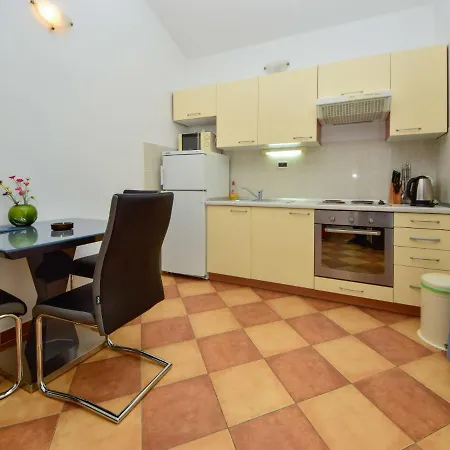 Apartament Apartment In Trogir 6147A