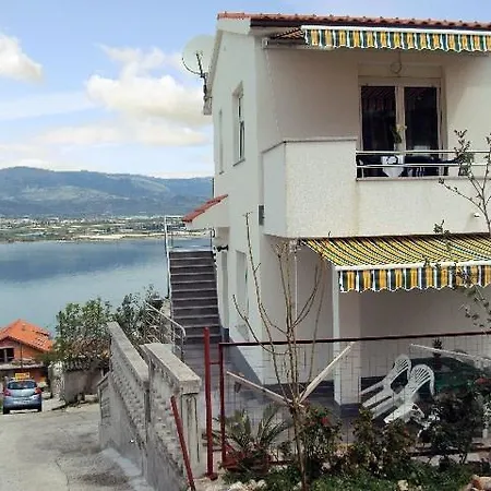 Apartment In Trogir 6147A * Trogir
