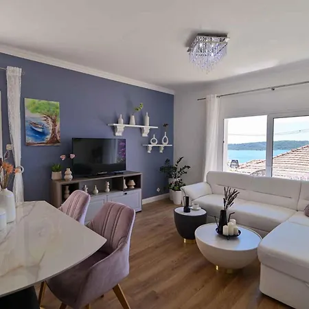 Apartment In Trogir 6147A Apartment