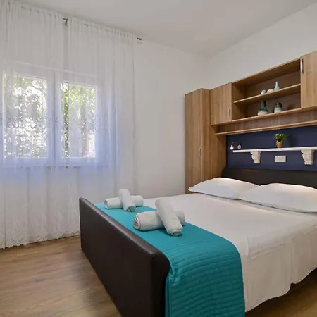 Apartment In Trogir 6147A Apartament Trogir