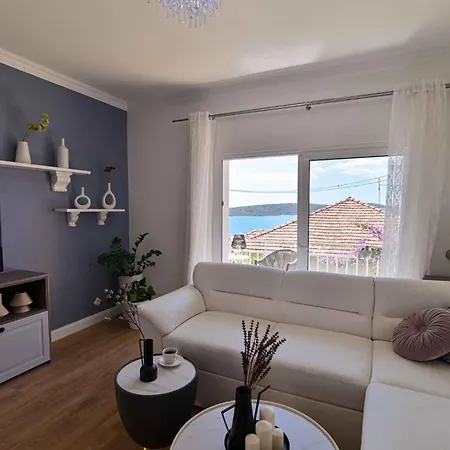 Apartment In Trogir 6147A Apartament