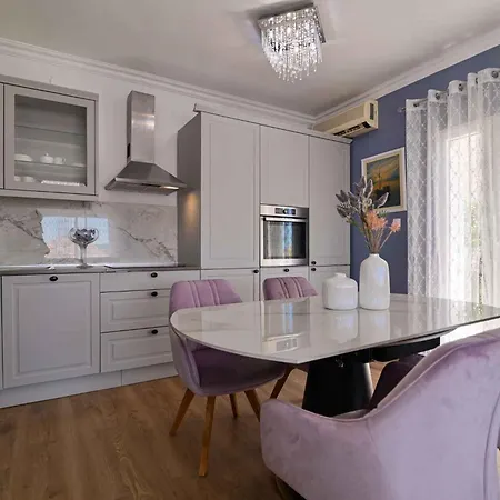 Apartment In Trogir 6147A * Trogir