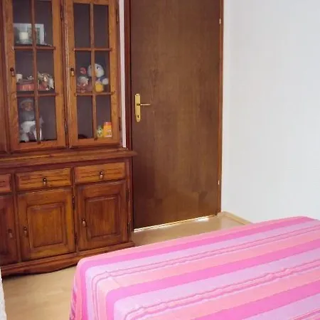 Apartment In Trogir 6147A شقة